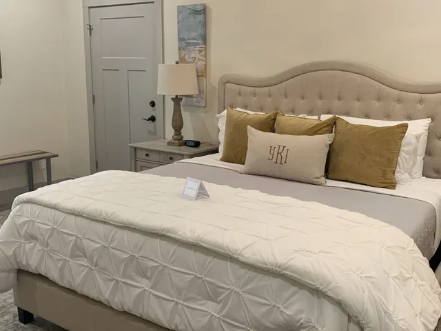 Garden Court, King Bed، Ye Kendall Inn 2/2