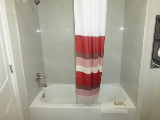 جناح بسرير كينج بغرفتين للمدخنين، Red Roof Inn and Suites Mobile SW - I-10 5/5