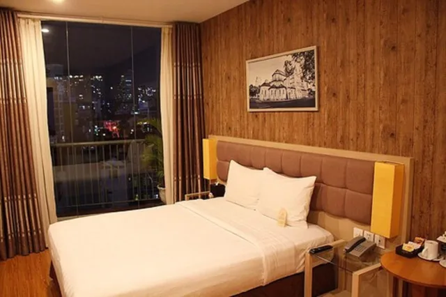 غرفة بريميوم بسرير مزدوج، GK Central Hotel 3/10