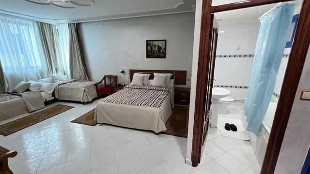 غرفة عائلية ثلاثية بثلاثة أسرّة، Hotel Annakhil 3/3