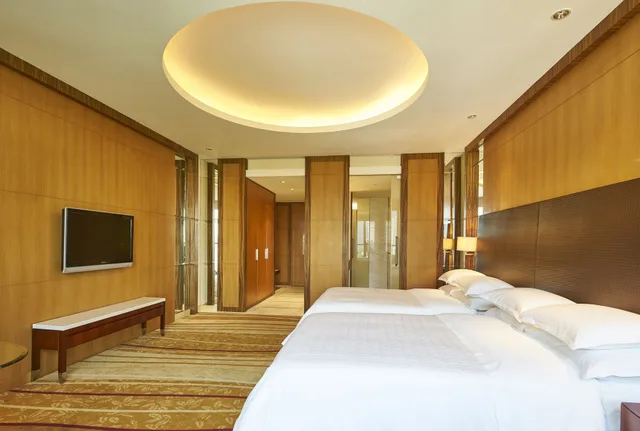 جناح بسرير كينج بإطلالة على البحر بشرفة بغرفة نوم واحدة، Sheraton Zhoushan Hotel 9/10