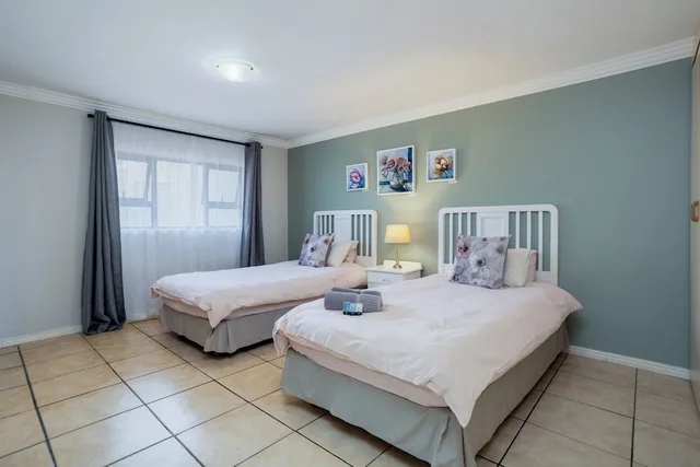 2 Bedrooms, Economy, Apartment, 1 Double and 3 Single Beds، Ilita Lodge 4/6