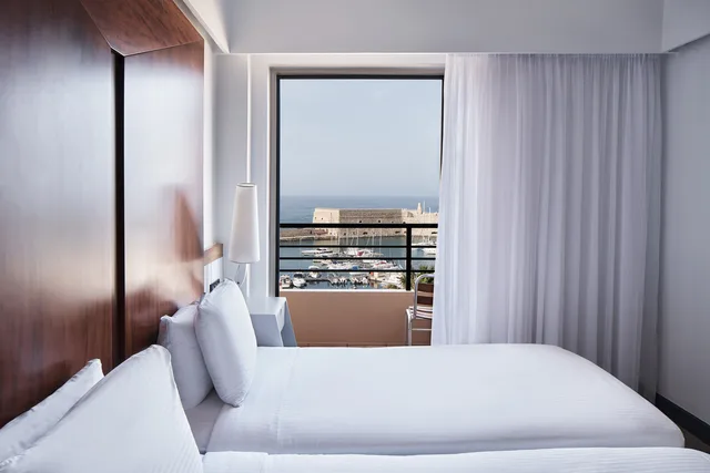 غرفة سوبيريور بسرير مزدوج أو سريرين منفصلين بإطلالة على البحر، Lato Boutique Hotel 1/8