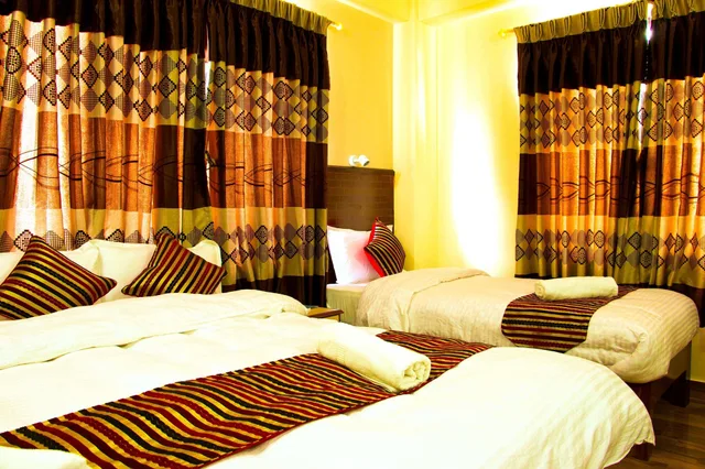 غرفة عائلية بسرير مزدوج وسرير فردي، Hotel Adam 3/3