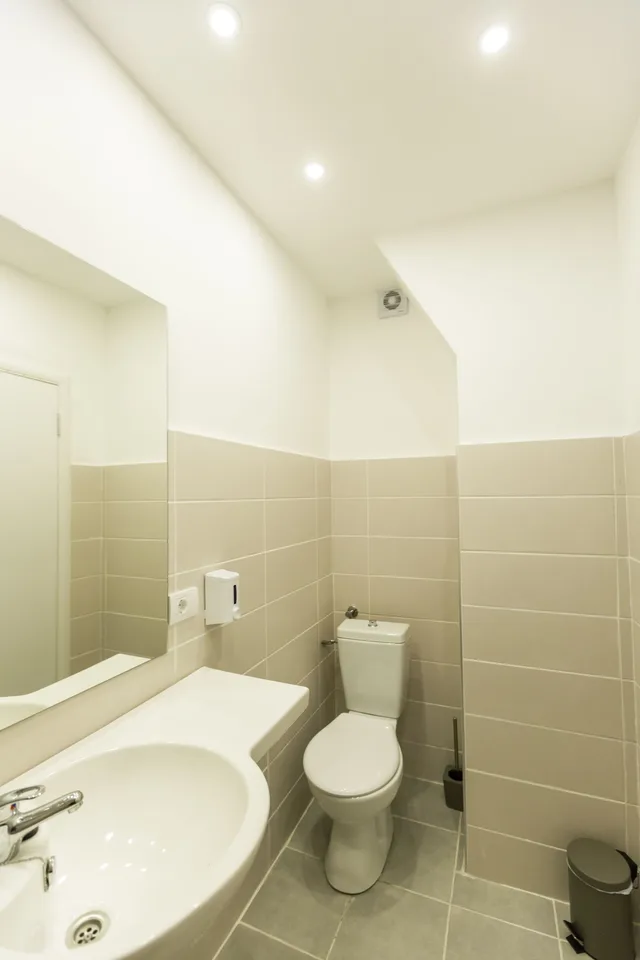 غرفة قياسية بسرير كوين بإطلالة على المدينة، Hotel Bohemian Garni 9/10