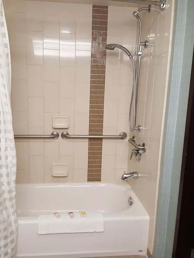 غرفة بسريرين مزدوجين مع أريكة لذوي الإعاقة، Hyatt Place Tempe/Phoenix Airport 2/3