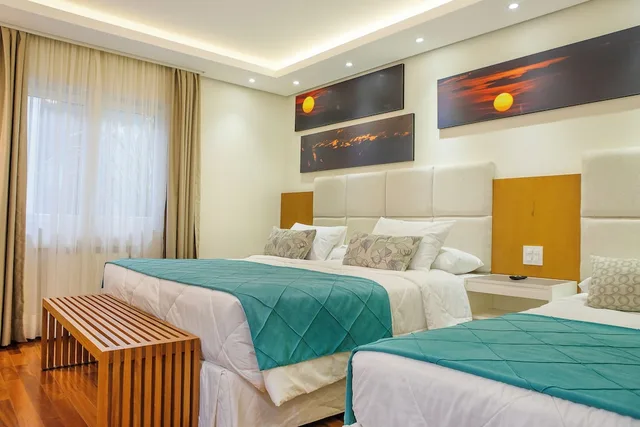 غرفة فاخرة بسرير كوين وسرير فردي، Hotel Serra da Estrela 4/7