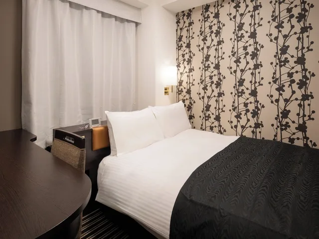 Room, Double Bed, Apa Hotel Shintomicho-Ekimae 4/8