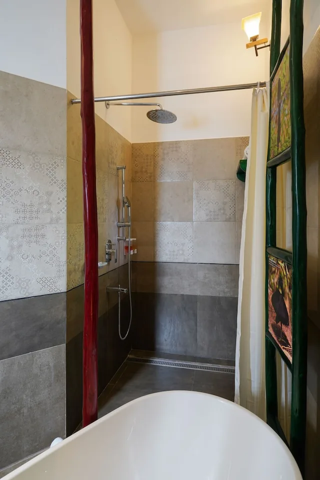 Mongonic Yurt, King Bed، Tathastu Kanha 4/5
