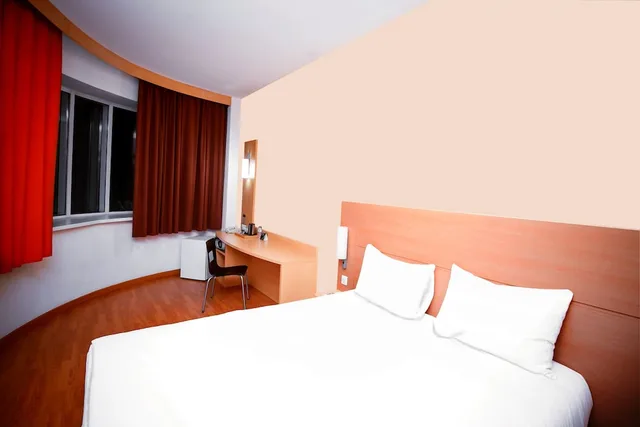 غرفة بريميوم مزدوجة، Ibis Astana Hotel 6/10