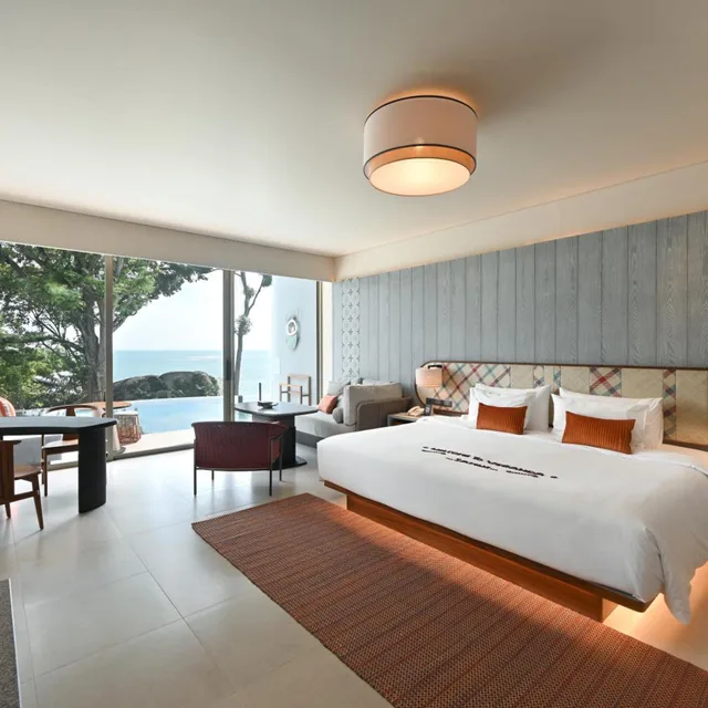 Lofty, Family, King Bed, Pool Access، Rocky's Boutique Resort 4/4
