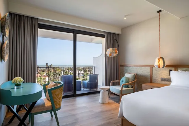 غرفة بريميوم بإطلالة على البحر، Radisson Resort Phan Thiet 5/6