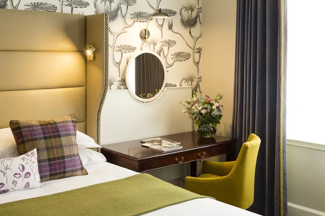 Classic, Single, The Baileys Hotel London 4/5