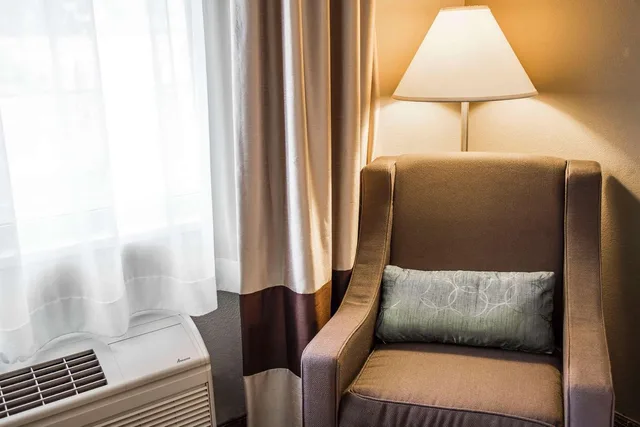 غرفة بسريرين كوين، Quality Inn & Suites Bradford, PA 3/3