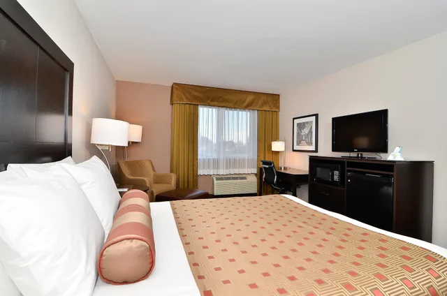 غرفة قياسية بسرير كوين لذوي الإعاقة، Best Western Inn Of Vancouver 1/10