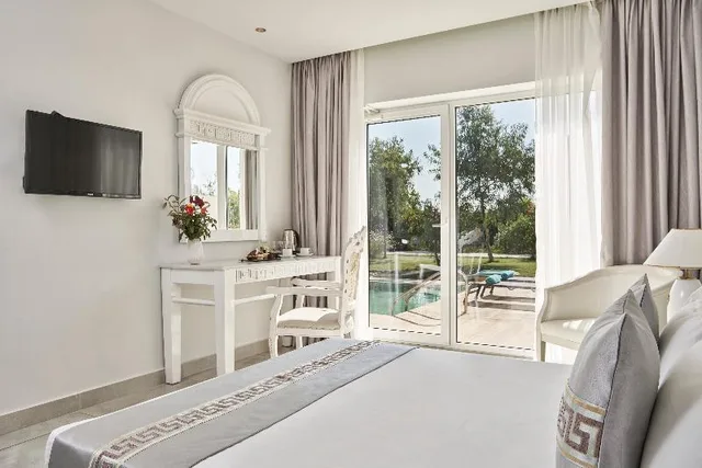 Grand, Suite, Shared Pool، Sandy Villas Resort 1/1