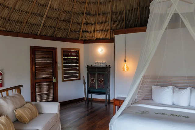 Room, 2 Queen Beds, Hill Side، Gaia Riverlodge 3/3