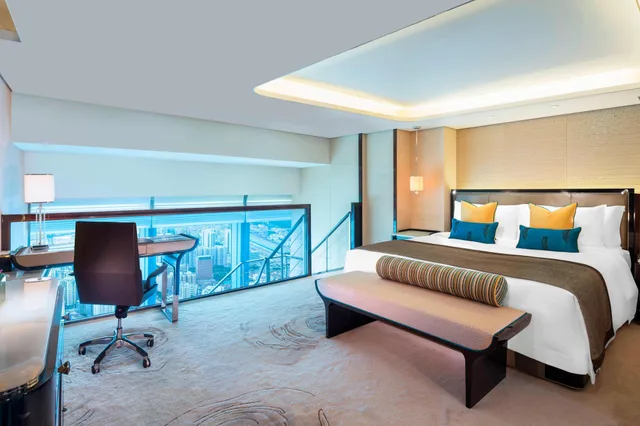 St Regis, Suite, King Bed, City View، The St Regis Shenzhen 1/6