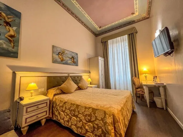 غرفة عائلية بسرير مزدوج مع أريكة، Hotel Genova Liberty 1/9