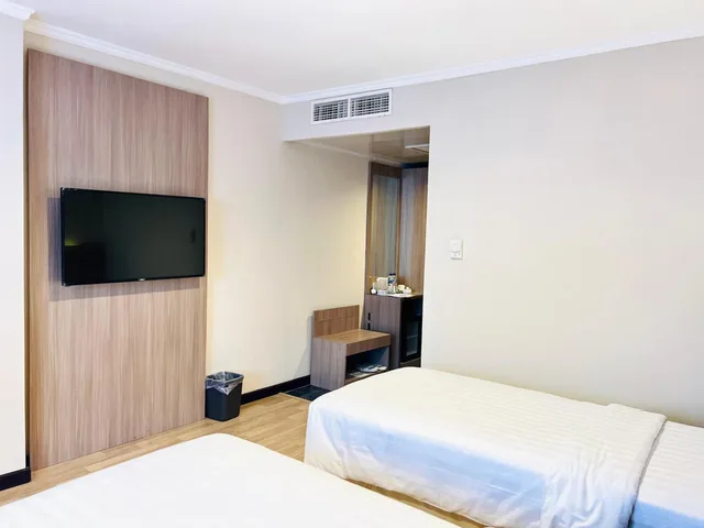 غرفة ديلوكس بسريرين منفصلين، Royal Asia Palembang 2/3