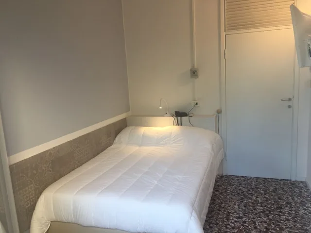 غرفة بإطلالة على البحر مفردة بسرير فردي بحمام مشترك، Hotel Costa Verde 1/2