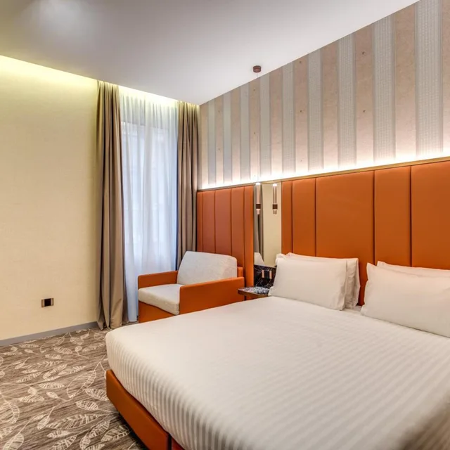 غرفة ثلاثية، CC Palace Hotel 1/6