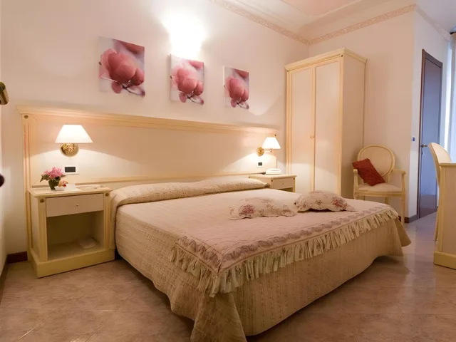 غرفة بسرير مزدوج أو سريرين منفصلين، Hotel Corso 1/2