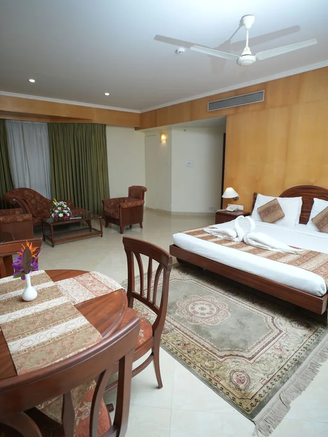 جناح بسرير كينج، CHANCES RESORT & CASINO 5/9