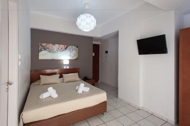 غرفة بسرير مزدوج أو سريرين منفصلين، Epidavros Hotel 1/6