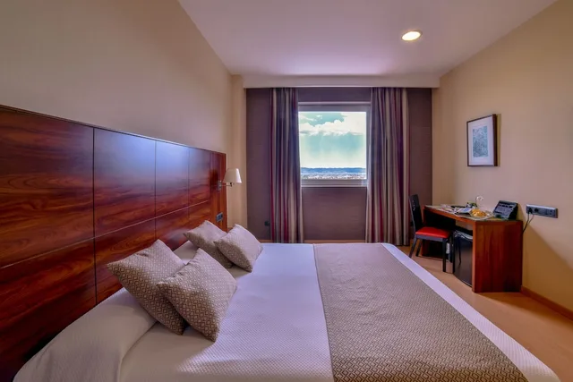 غرفة بسرير مزدوج أو سريرين منفصلين، Hotel Riscal 3/8
