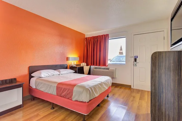 غرفة ديلوكس بسرير كوين، Motel6 Santa Rosa - South 2/10
