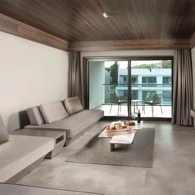 جناح عائلي كبير بإطلالة على الحديقة، Hotel Paloma Finesse Side 2/3
