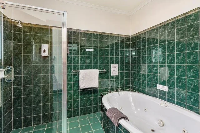 غرفة تنفيذية، Comfort Inn The Lakes 5/6