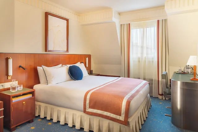 غرفة سيغنتشر متصلة كلاسيكية بسرير كوين وسرير مزدوج وسرير كوين، Hotel des Grands Voyageurs 1/2