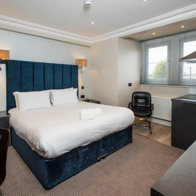 استوديو بسرير كينج، Spark by Hilton London Chiswick 1/10