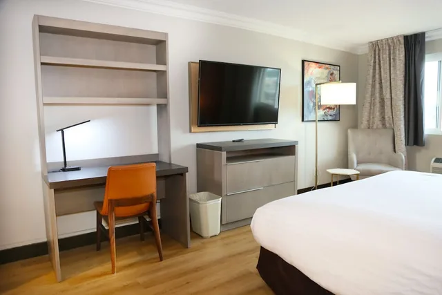 غرفة ديلوكس مفردة بسرير كينج، Lincoln Hotel Monterey Park Los Angeles 8/10