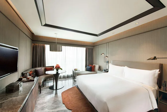 Standard, Double Bed, Conrad Bengaluru 1/1