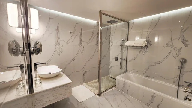 جناح بريميوم، Shraao Hotel 4/4