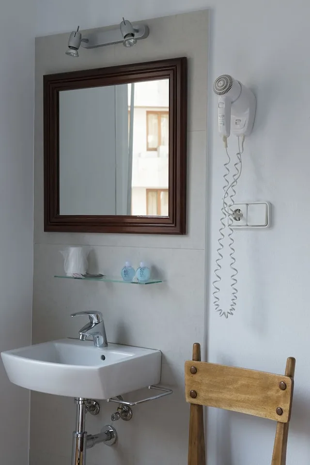 غرفة مفردة بسرير فردي بحمام مشترك، Apartamentos Ripoll Ibiza 6/6