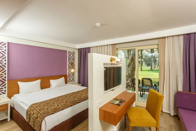 جناح عائلي بسرير مزدوج مع أريكة، Sherwood Exclusive Kemer 2/7