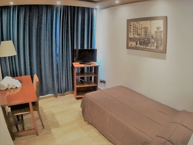 غرفة قياسية ثلاثية، Cristal Hotel Palermo 7/10