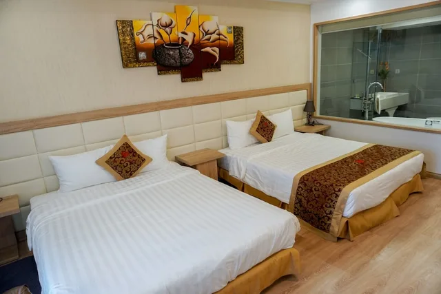جناح عائلي بسريرين مزدوجين بشرفة، Ruby Hotel 1/6
