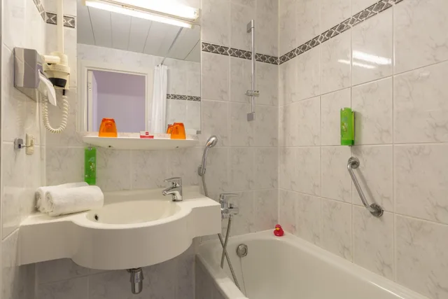 غرفة كلاسيكية بسرير فردي، Thon Hotel Brussels Airport 8/10