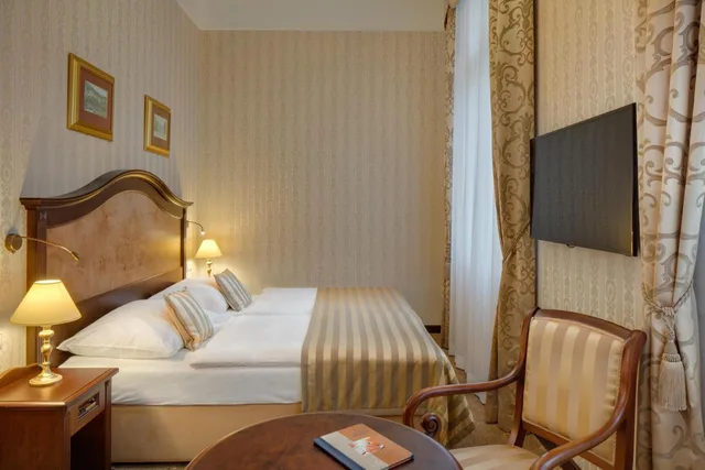 Wellness, Superior, Deluxe, King Bed، Nove Lazne Ensana Health Spa Hotel 2/7