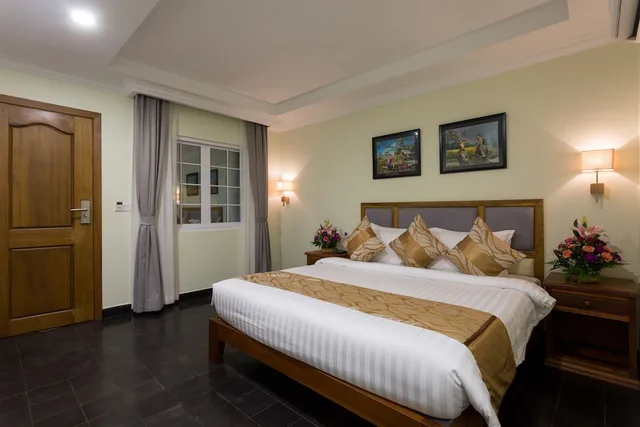 Deluxe, Double Bed, Pool View, Grand Bayon Siem Reap Hotel 2/7