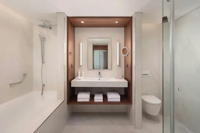 جناح جونيور بسرير كينج، Marriott Lisbon 3/3
