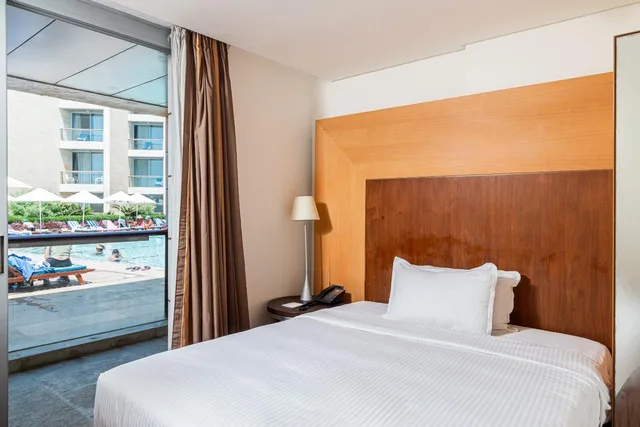 غرفة قياسية مفردة بسرير كوين، Coral Beach Hotel & Resort Beirut 3/5