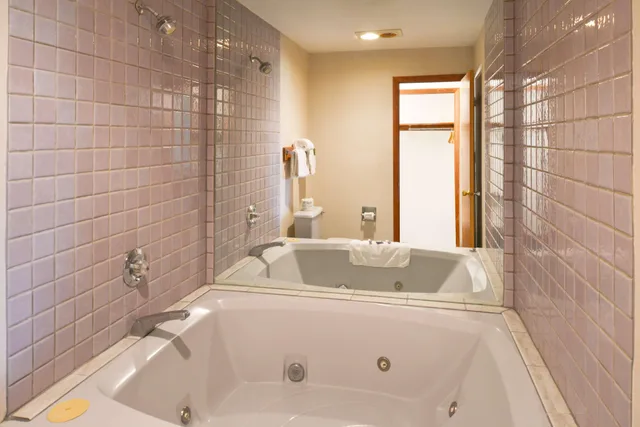 غرفة ديلوكس بسرير كينج، Americas Best Value Inn-Plattsburgh 3/5