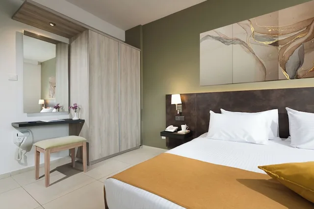 جناح بأربعة أسرّة بغرفة نوم واحدة، Mayfair Hotel 2/3