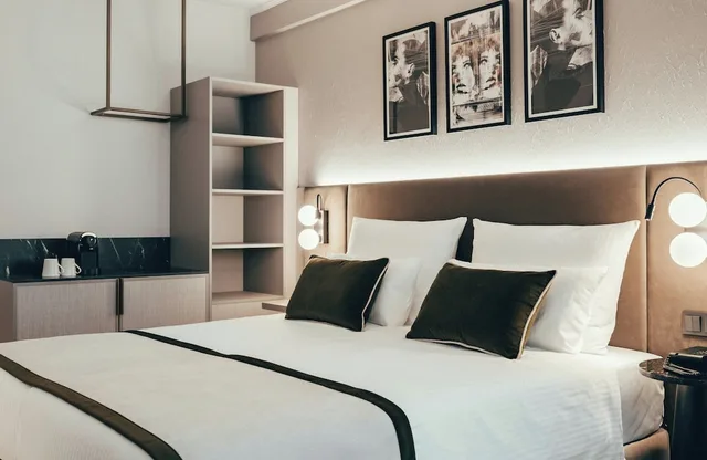 Family, Double Bed, Leonardo Hotel Koln 6/7